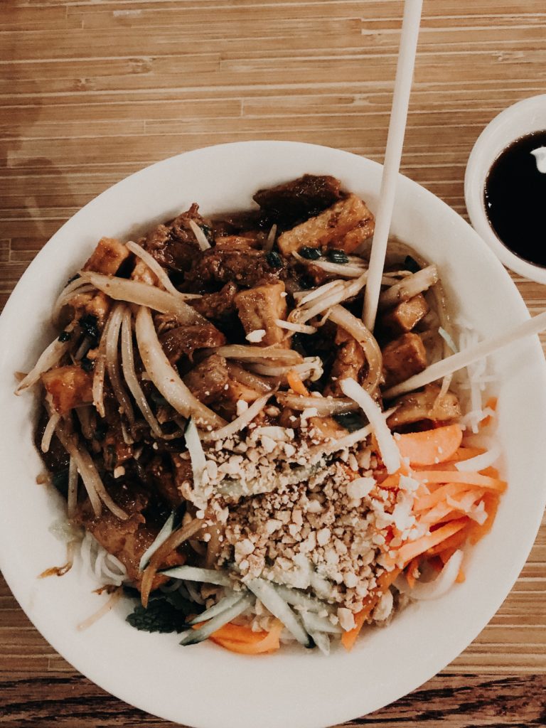 Vegetarian Vermicelli Noodle Bowl at Quang