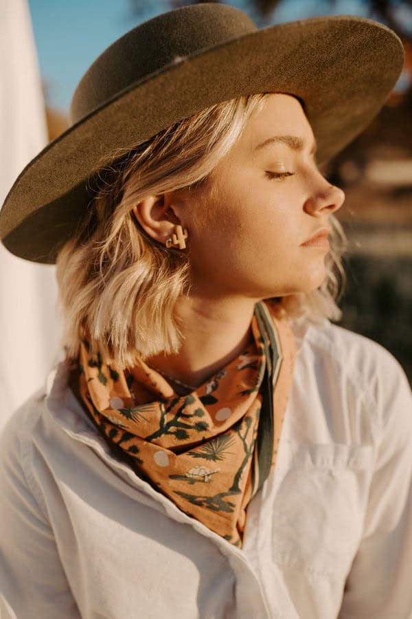 bandana for hiking - gifts for outdoorsy women