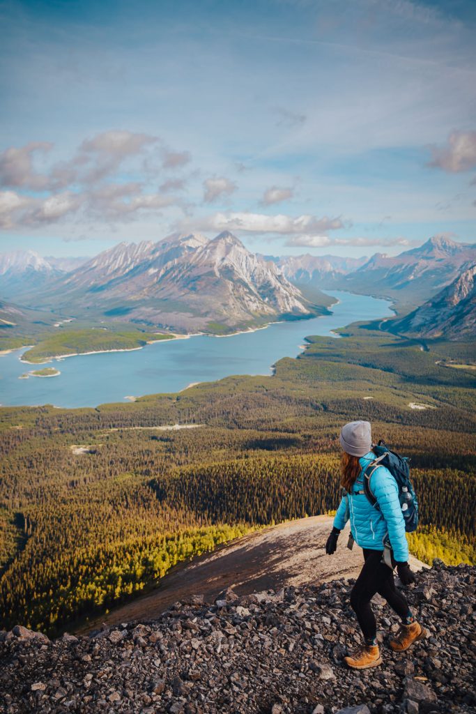 hiking outfit for fall weather