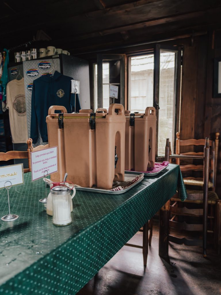 Mt LeConte Lodge Lemonade and Hot Chocolate