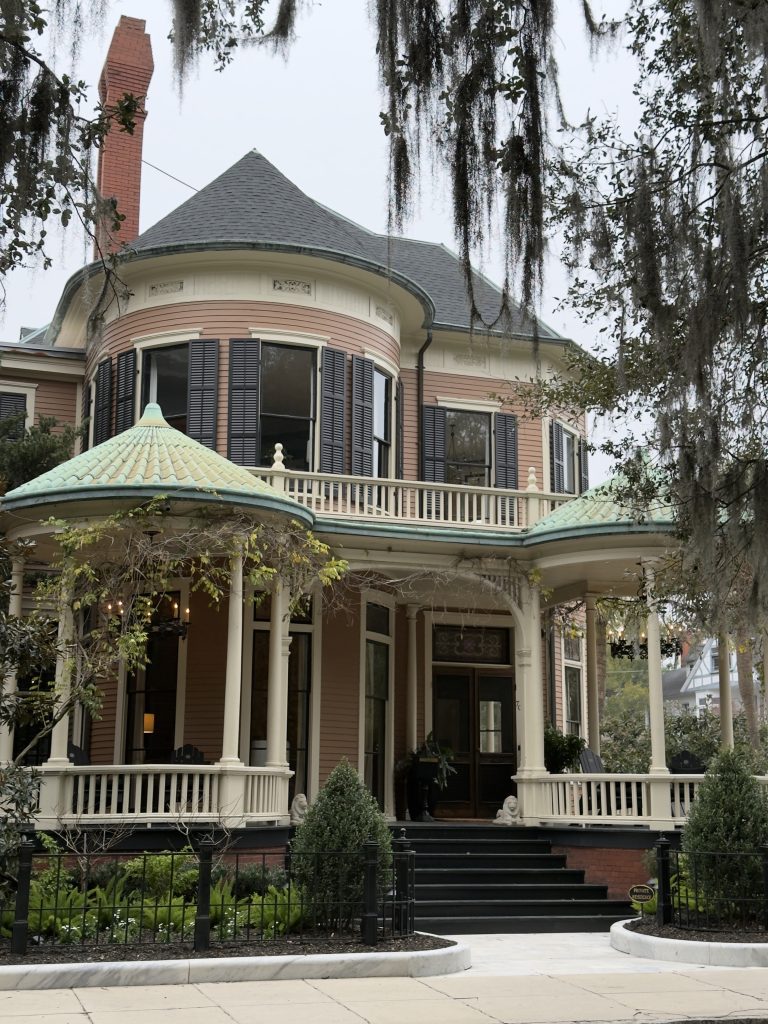 Savannah Architecture